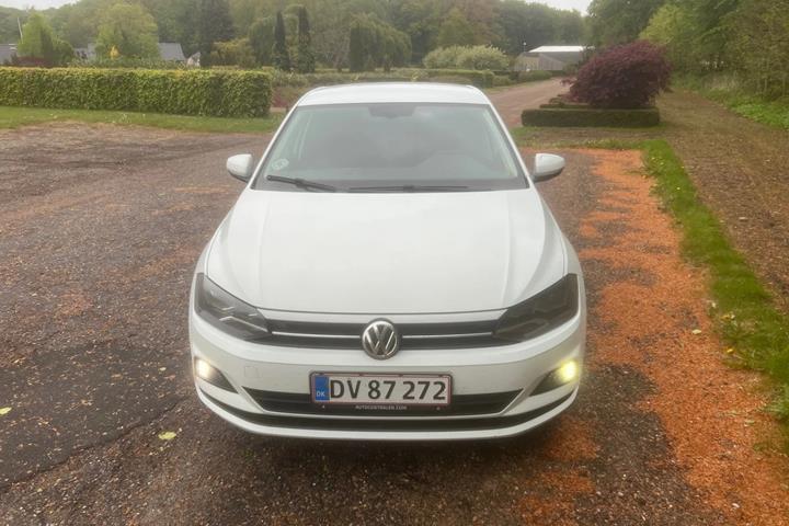 Hvid VW Polo fra 2020