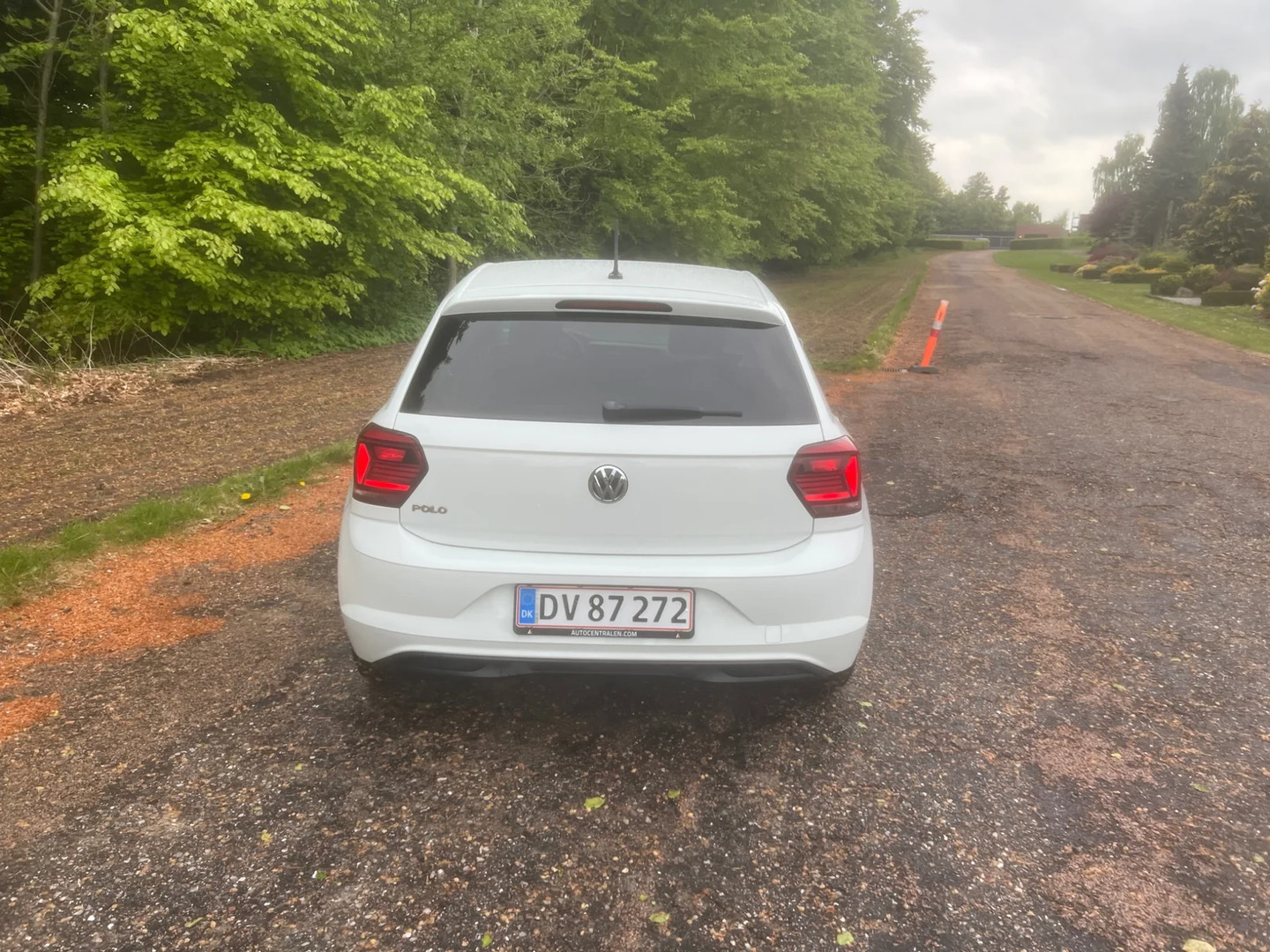 Hvid VW Polo fra 2020