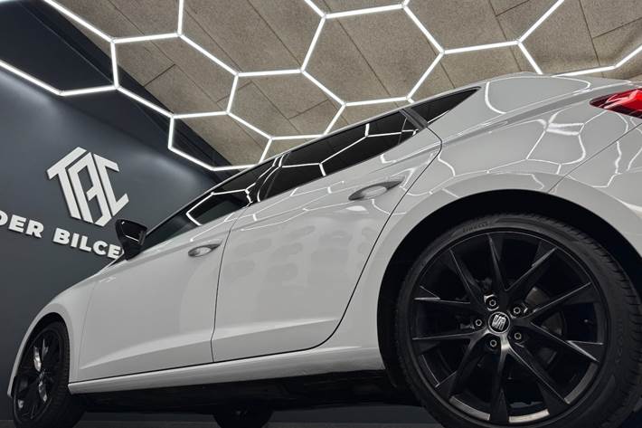 Hvid Seat Leon fra 2020