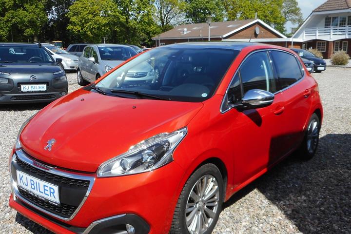 undefined Peugeot 208 fra 2017