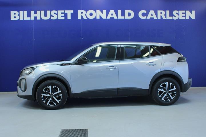 Sølv Peugeot e-2008 fra 2025
