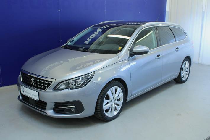 Sølv Peugeot 308 fra 2019