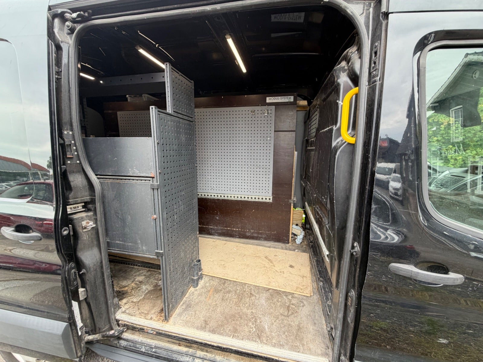 Sort Ford Transit 350 L2 Van fra 2016