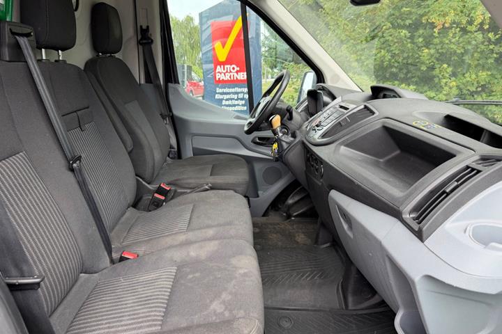 Sort Ford Transit 350 L2 Van fra 2016