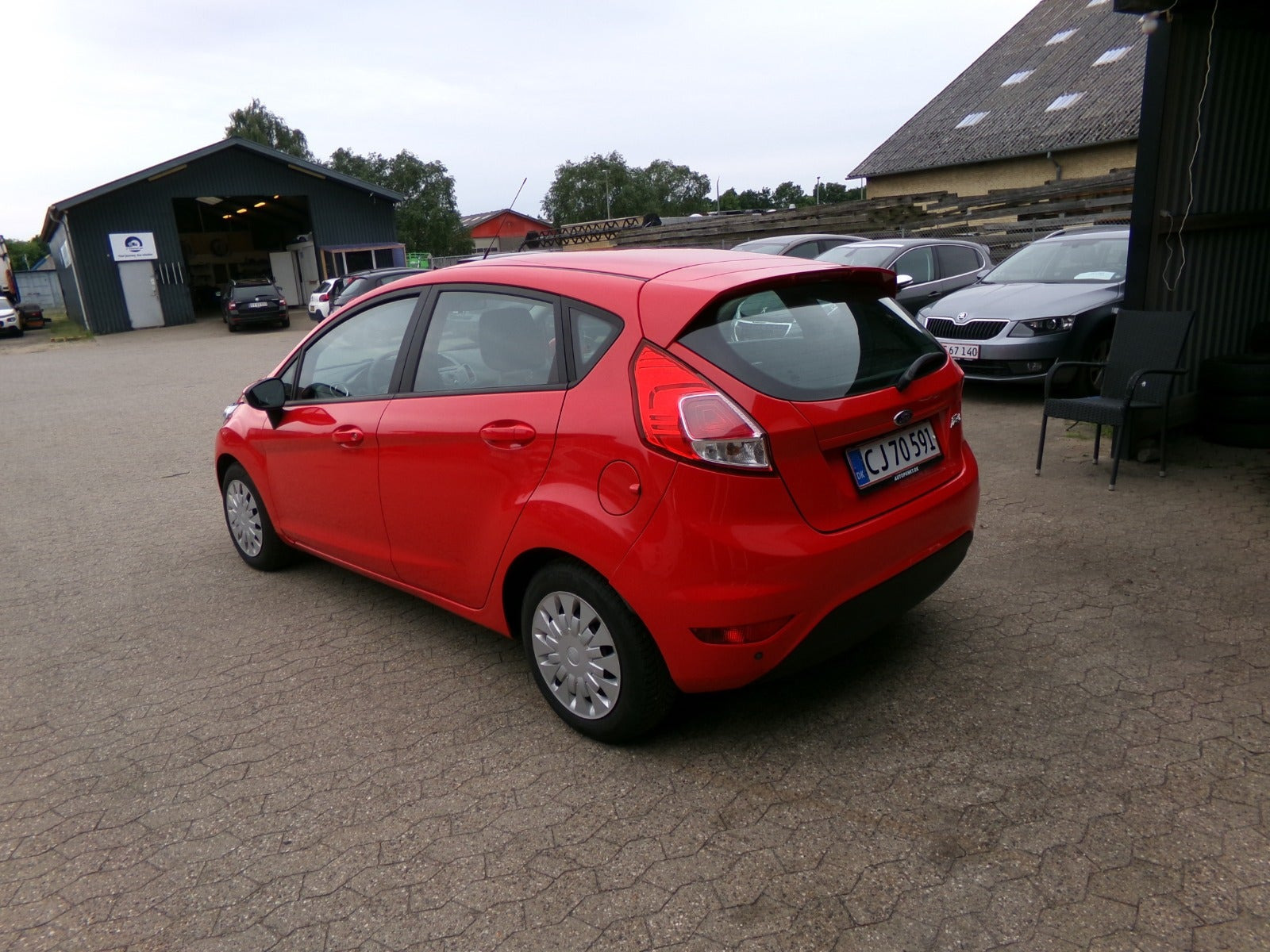 Rød Ford Fiesta fra 2015
