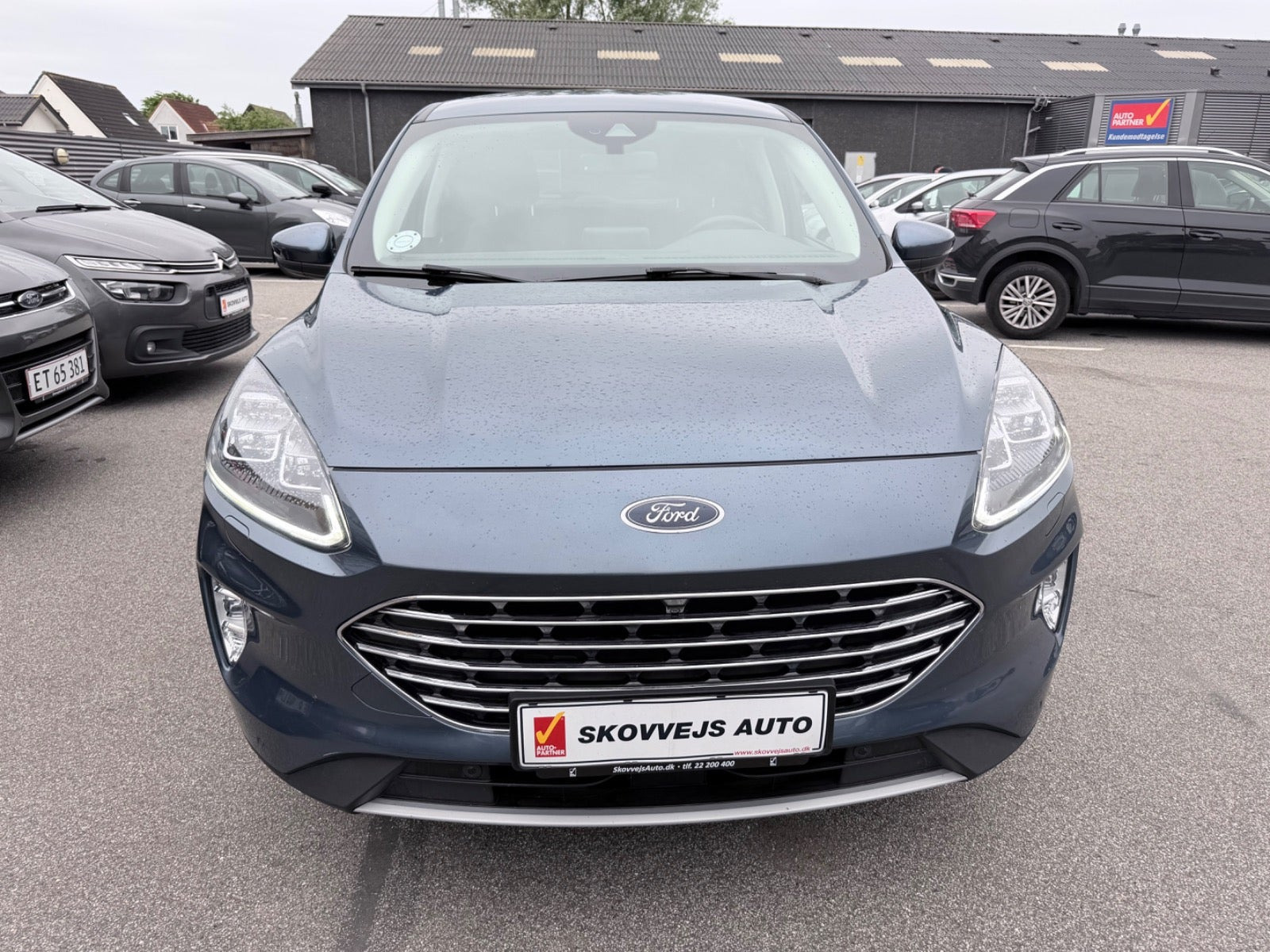 Blå Ford Kuga fra 2020