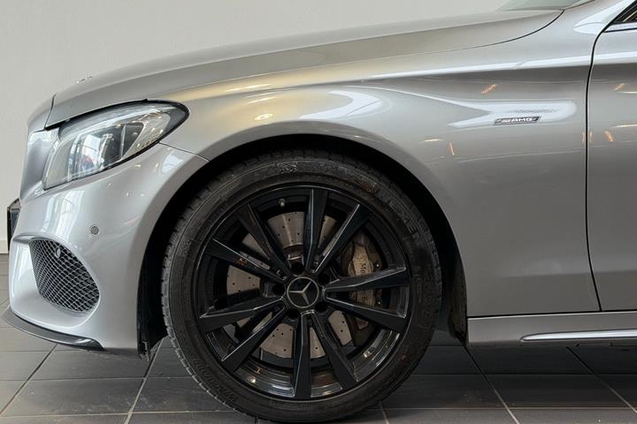 Grå Mercedes C450 fra 2016