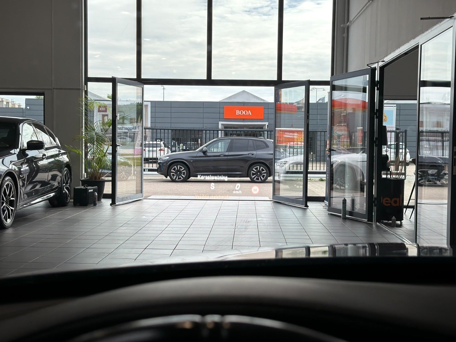 Grå Mercedes C450 fra 2016