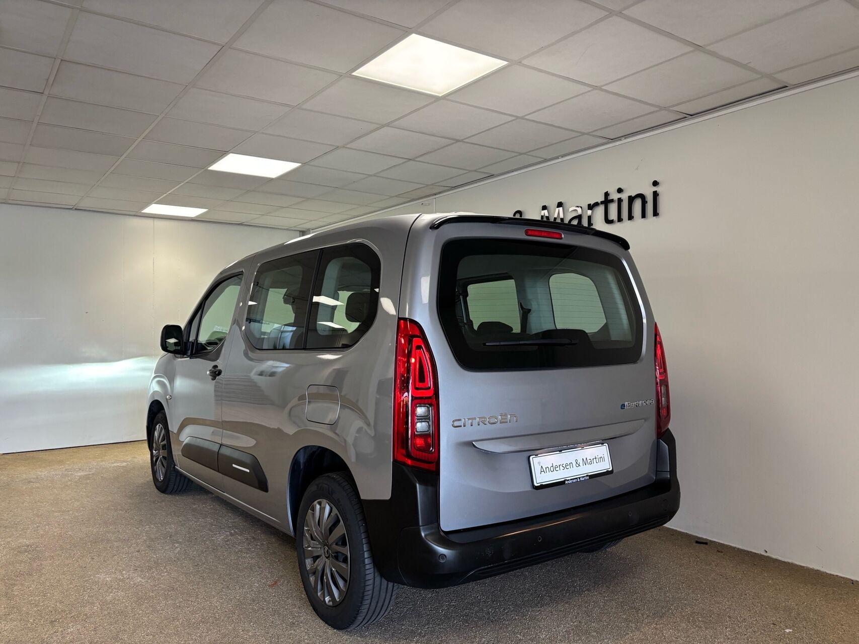 Grå Citroën ë-Berlingo fra 2025