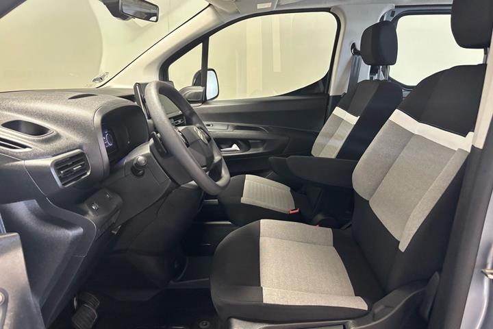 Grå Citroën ë-Berlingo fra 2025