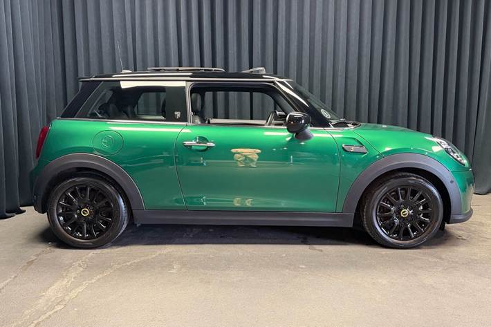 Grøn Mini Cooper fra 2023