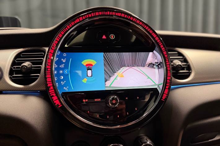 Grøn Mini Cooper fra 2023