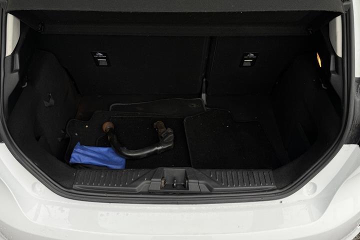 Hvid Ford Fiesta fra 2017