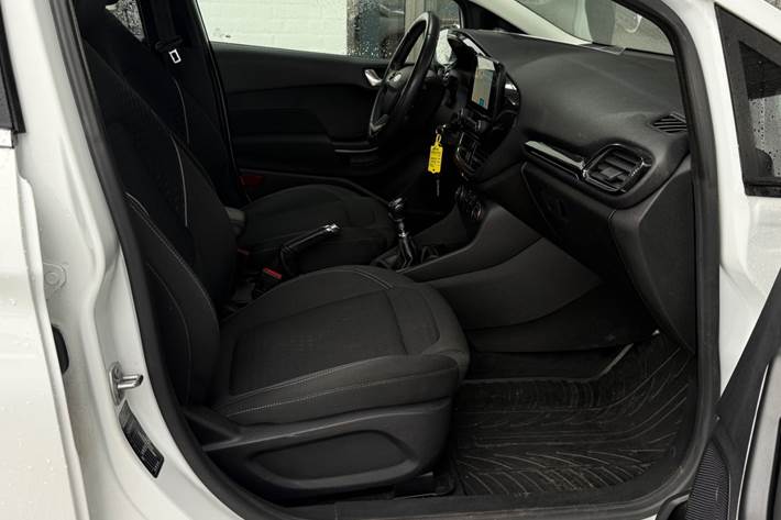 Hvid Ford Fiesta fra 2017