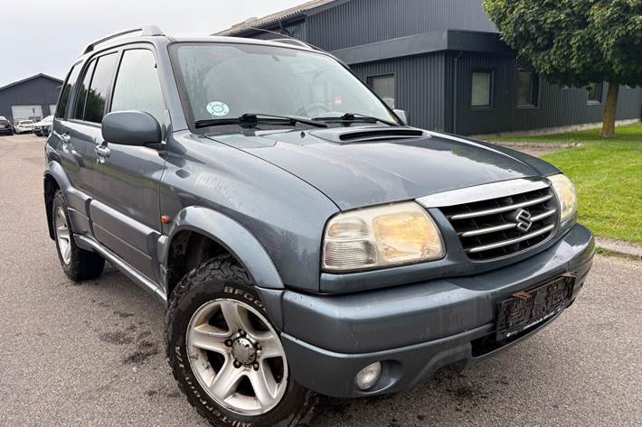 Sort Suzuki Grand Vitara fra 2005