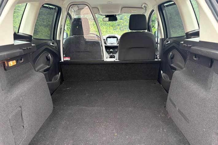 Sort Ford C-MAX fra 2019