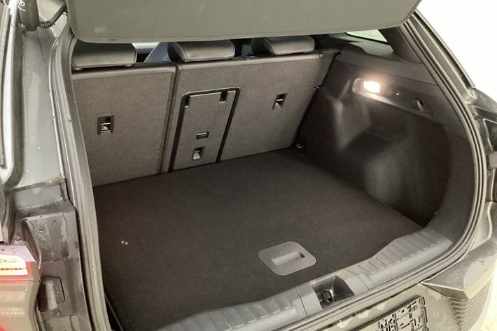 Grå Ford Explorer fra 2025