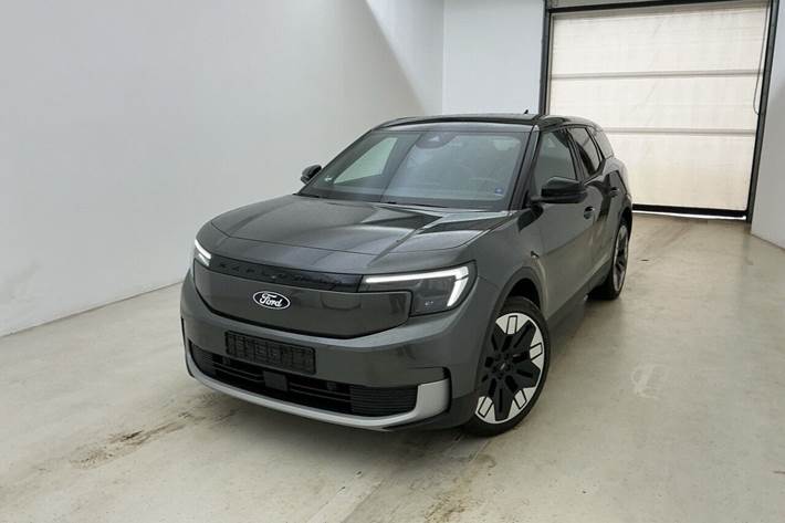 Grå Ford Explorer fra 2025