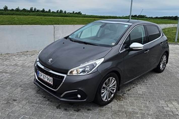 undefined Peugeot 208 fra 2018