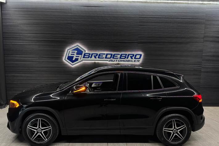 Sort Mercedes EQA350 fra 2023