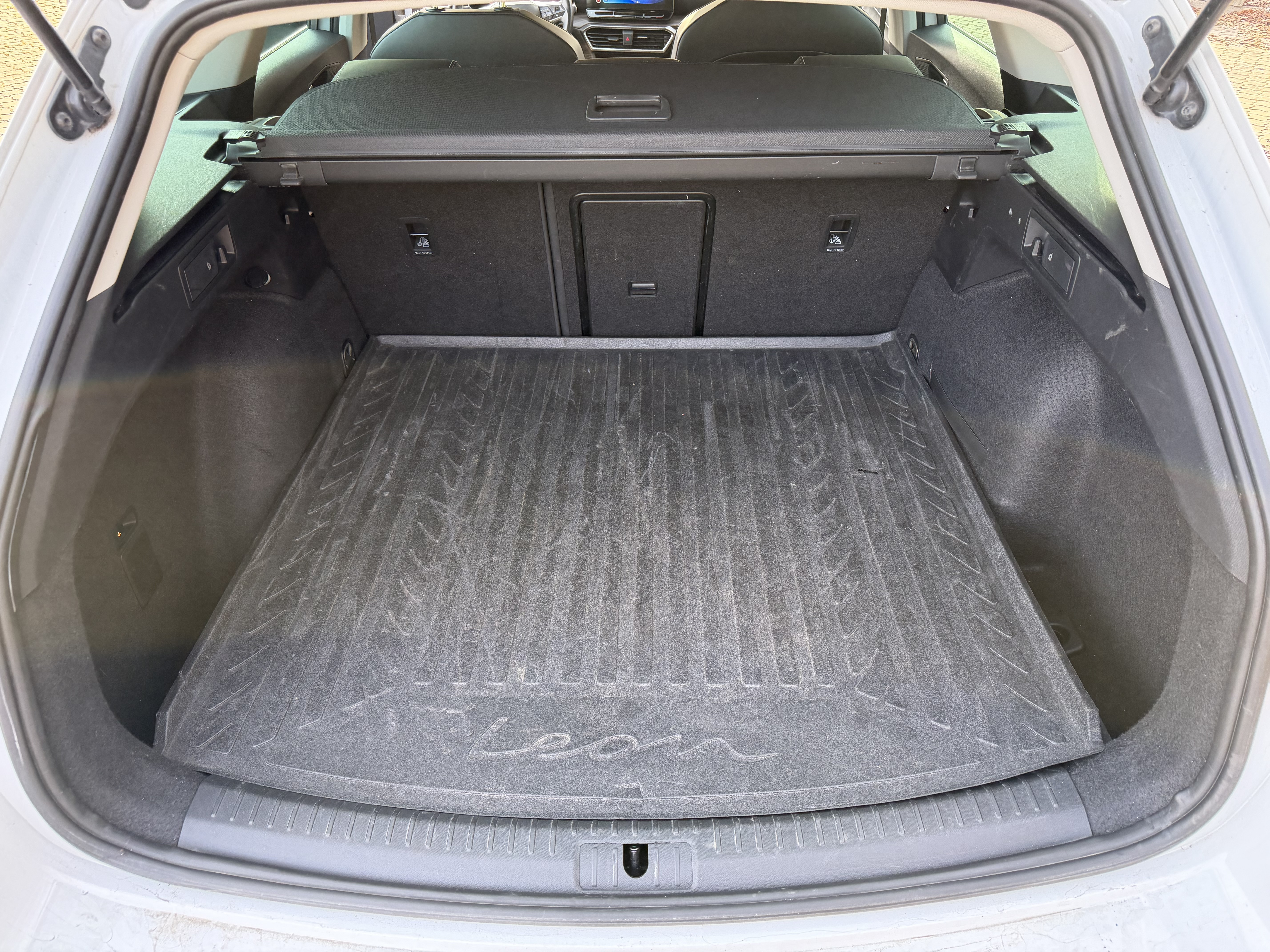 Hvid Seat Leon fra 2020