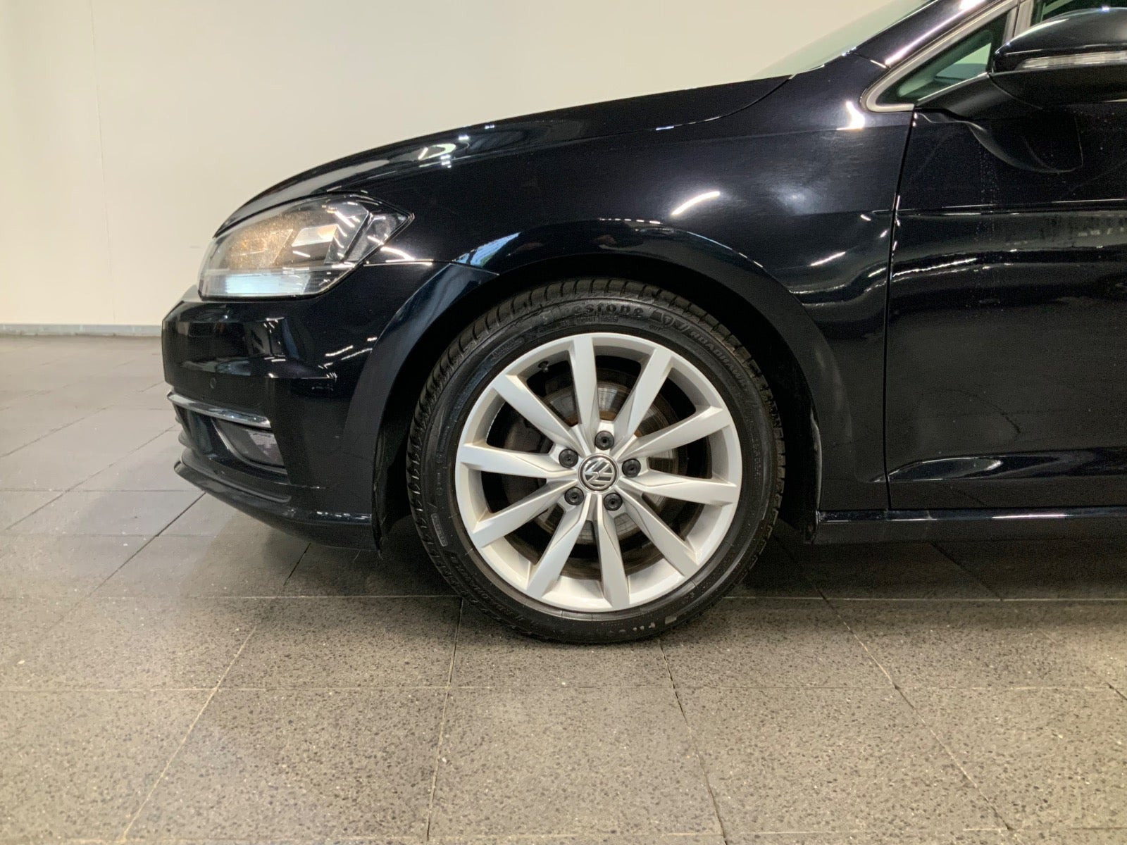 Sort VW Golf VII fra 2019