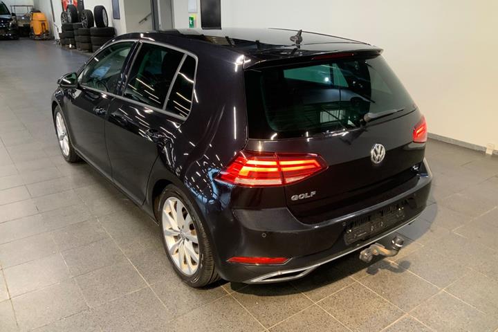 Sort VW Golf VII fra 2019