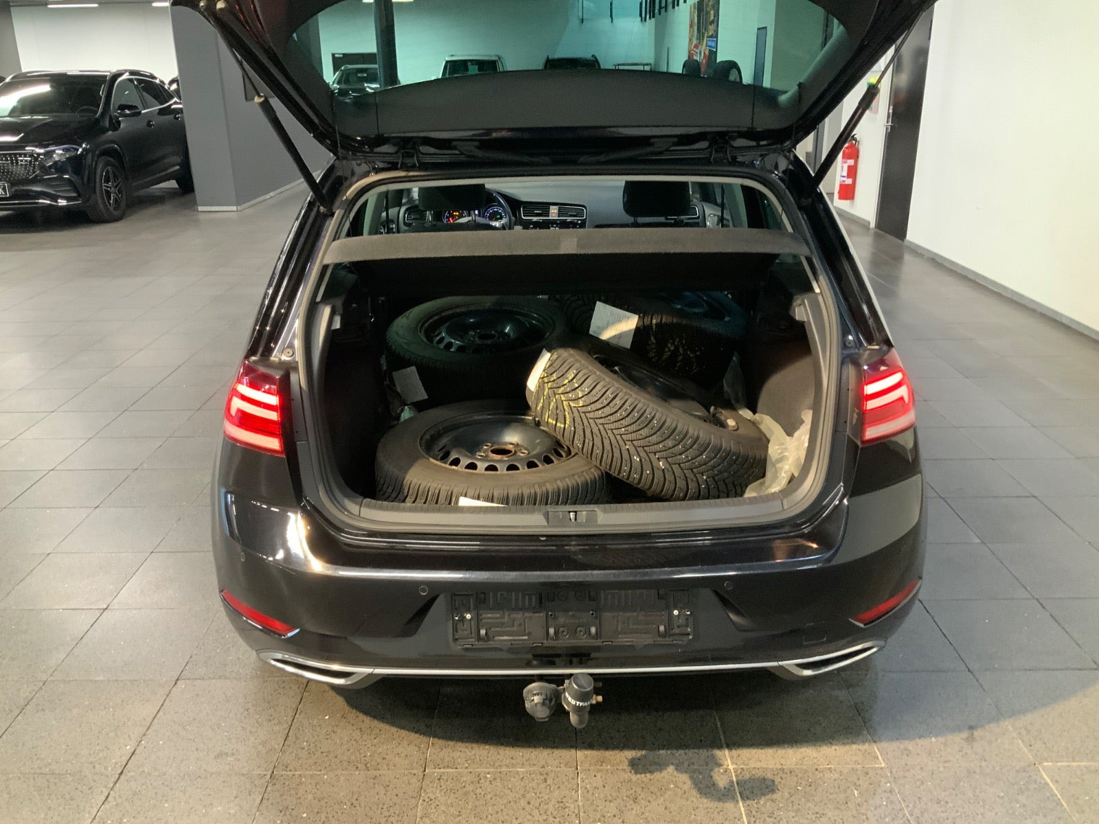 Sort VW Golf VII fra 2019