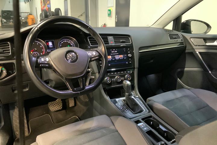 Sort VW Golf VII fra 2019
