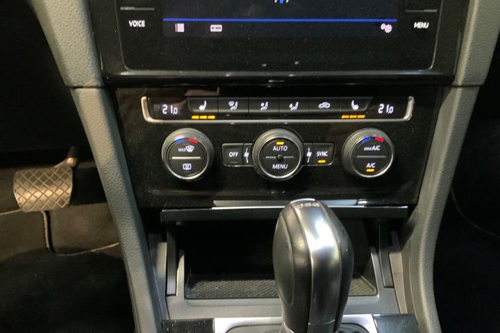 Sort VW Golf VII fra 2019