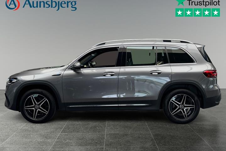 Grå Mercedes EQB300 fra 2022