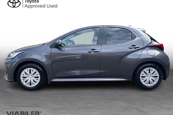 Sort Toyota Yaris fra 2020