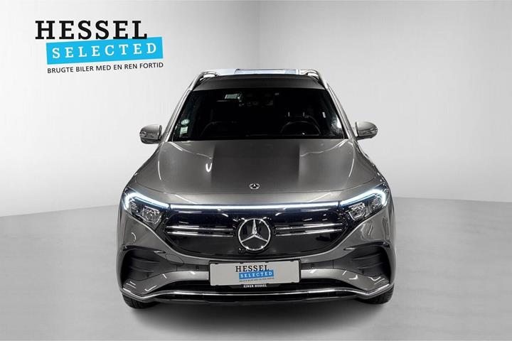 Grå Mercedes EQB350 fra 2023