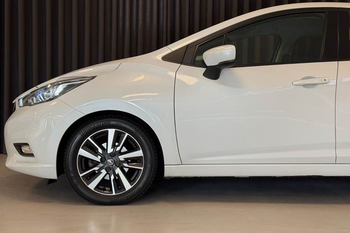 Hvid Nissan Micra fra 2020