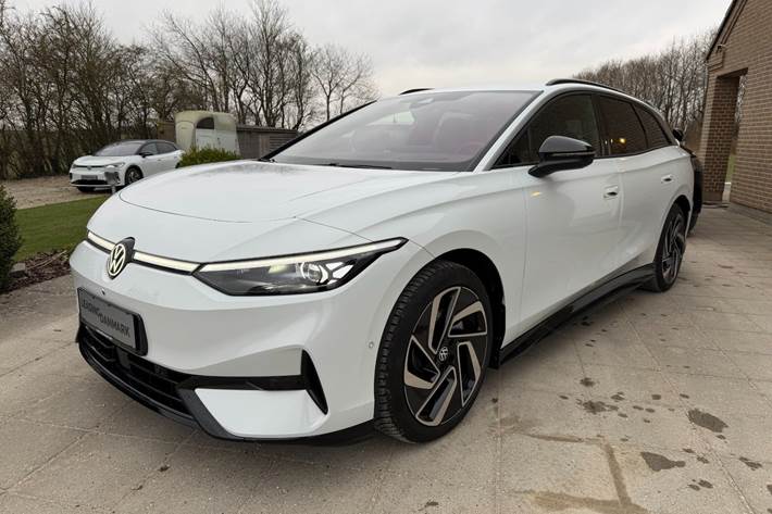 Hvid VW ID.7 fra 2024
