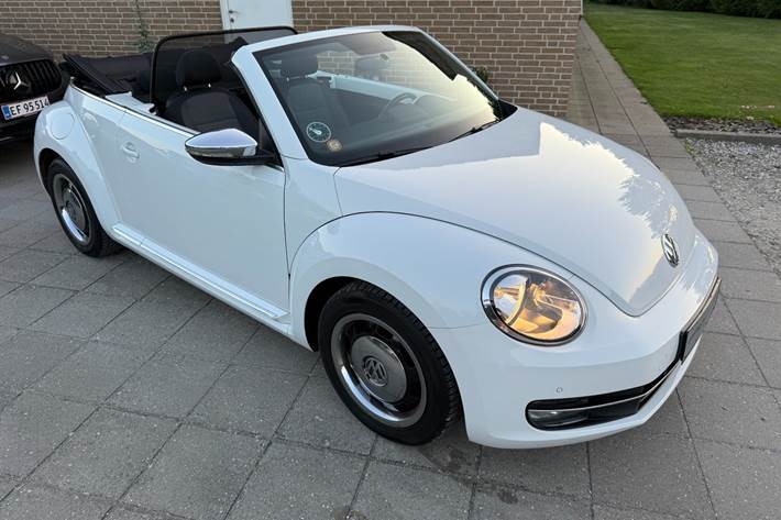 Hvid VW The Beetle fra 2016