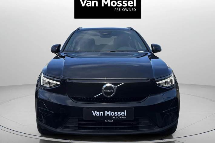 Sort Volvo XC40 fra 2022