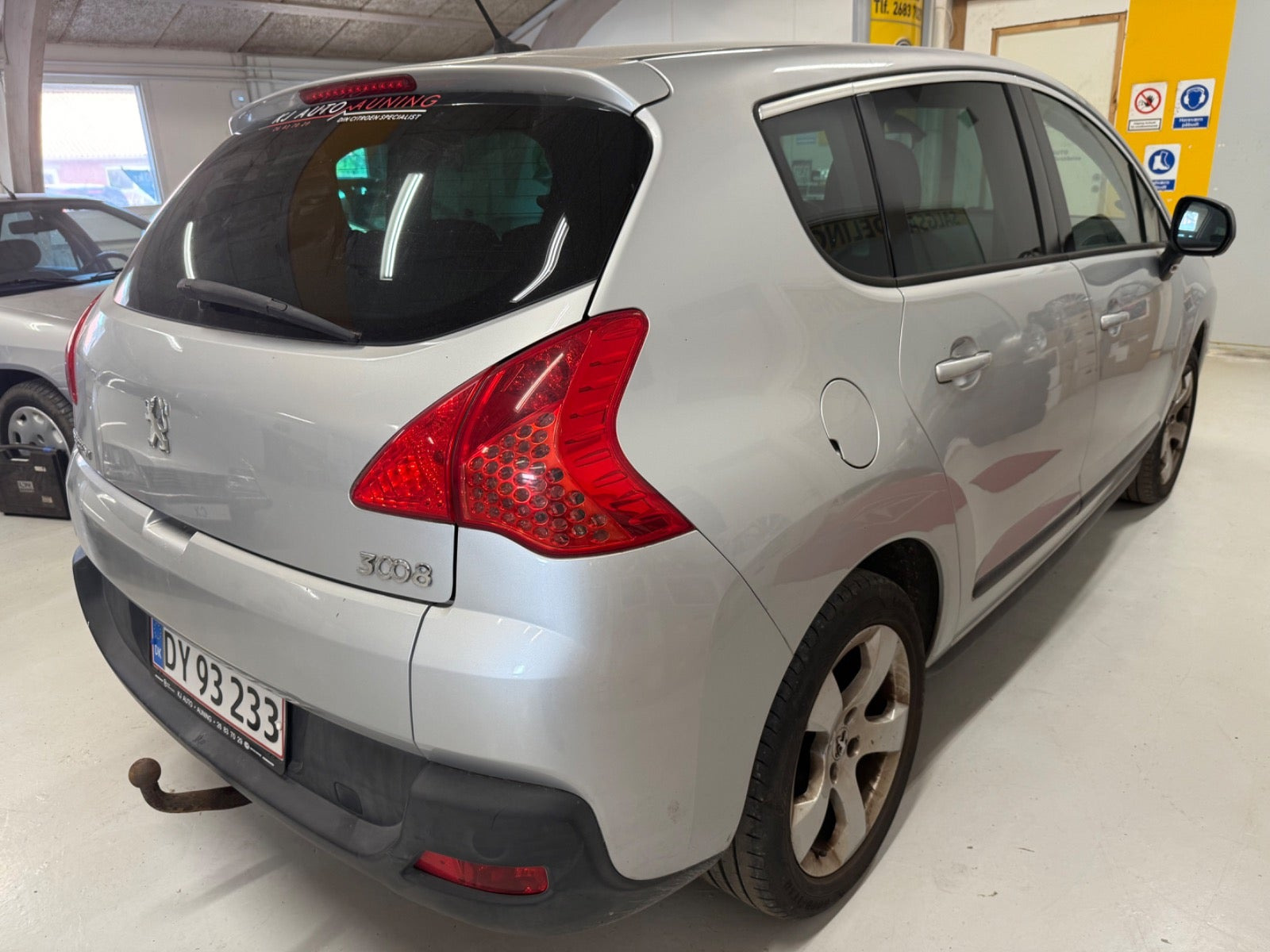 Sølv Peugeot 3008 fra 2011
