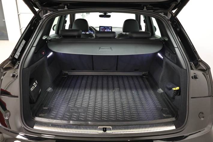 Sort Audi Q5 fra 2022