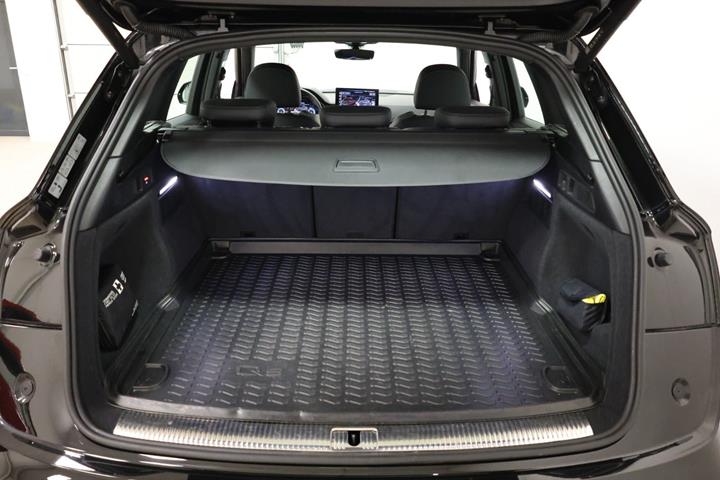 Sort Audi Q5 fra 2022