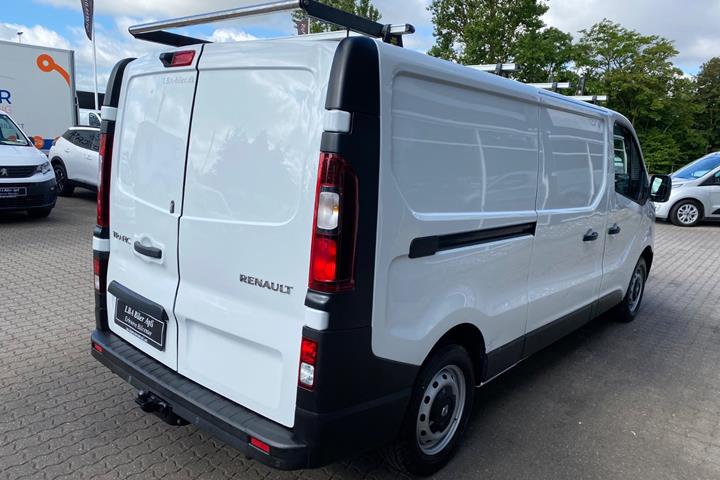 Hvid Renault Trafic T29 fra 2019
