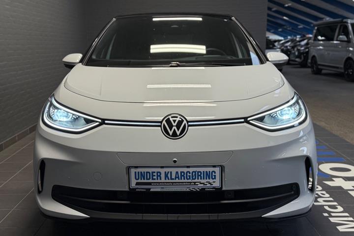 Hvid VW ID.3 fra 2024