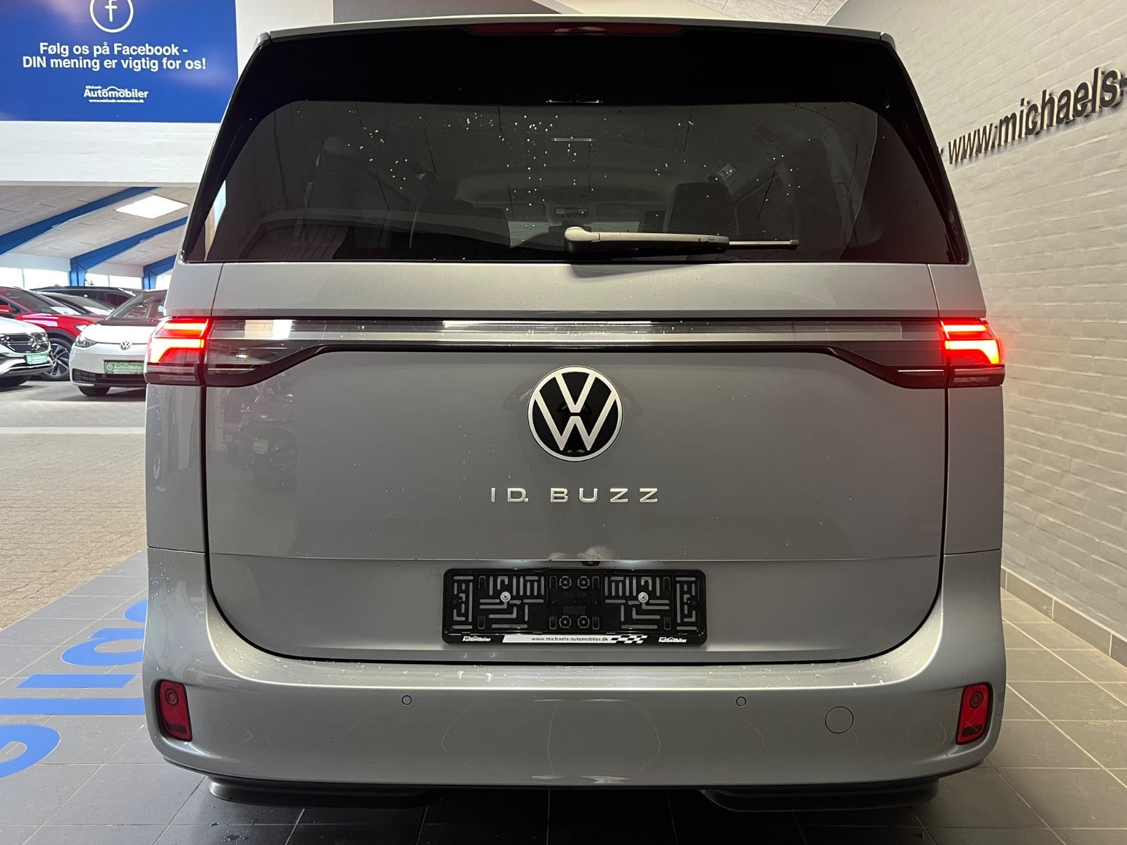 Sølv VW ID.Buzz fra 2025