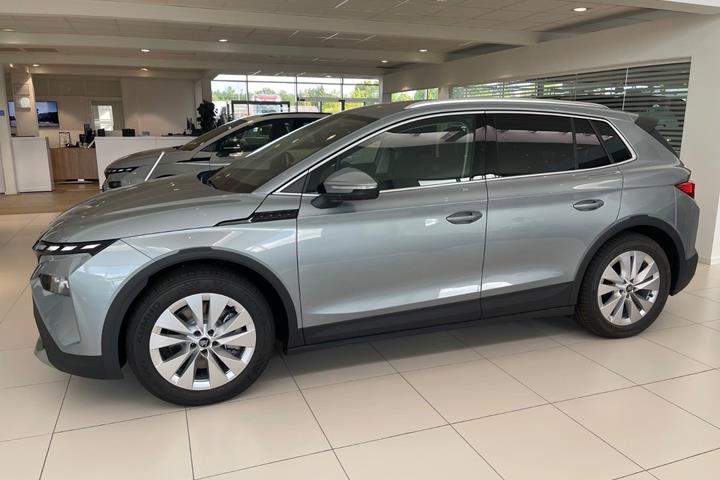 Sølv Skoda Elroq fra 2026
