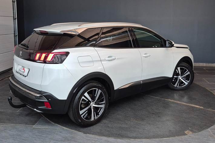 Hvid Peugeot 3008 fra 2018
