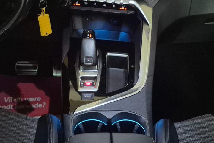 Hvid Peugeot 3008 fra 2018