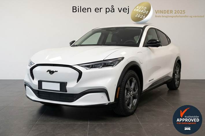 Hvid Ford Mustang Mach-E fra 2024