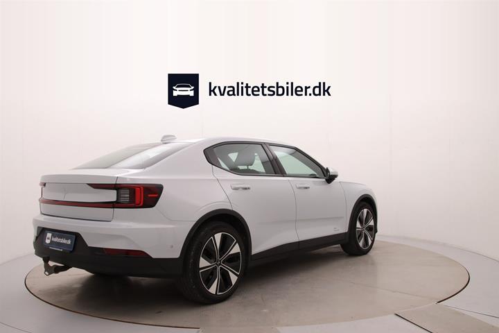 Sølv Polestar 2 fra 2023