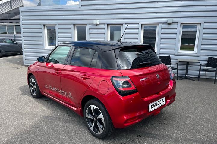 Rød Suzuki Swift fra 2026