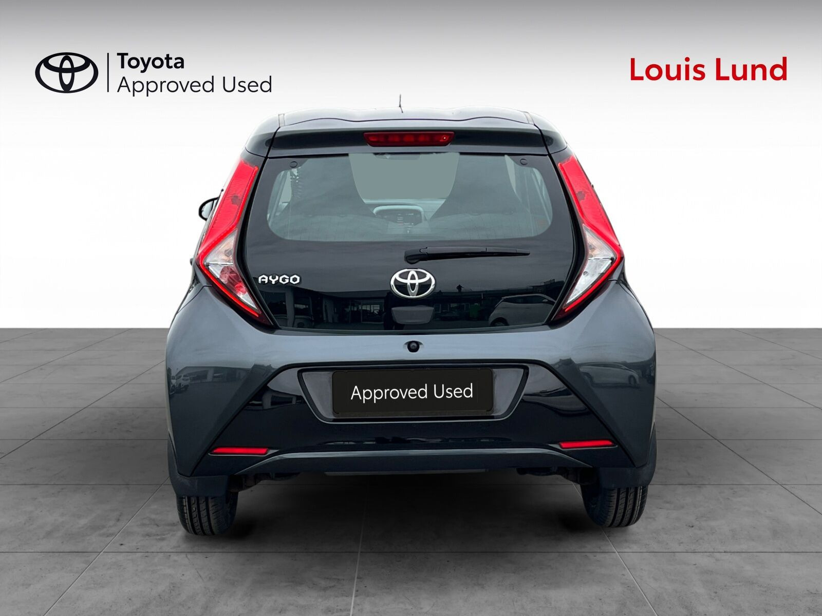 Grå Toyota Aygo fra 2018